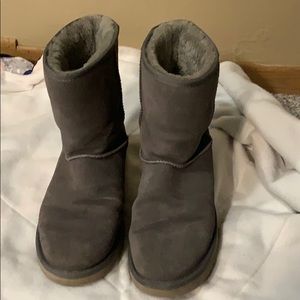 Lightly worn size 11 gray Koolaburra Ugs